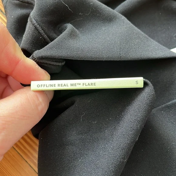 Brand new with tags Aerie Offline Real Black Flared Leggings - Picture 4 of 4